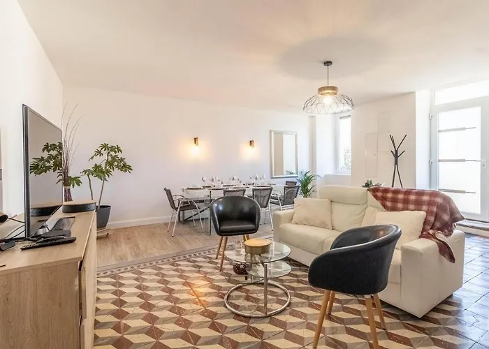 Jolie Maison Juillan \